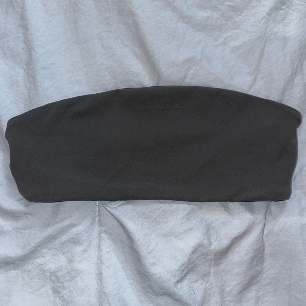 Alphalete Strapless Bra